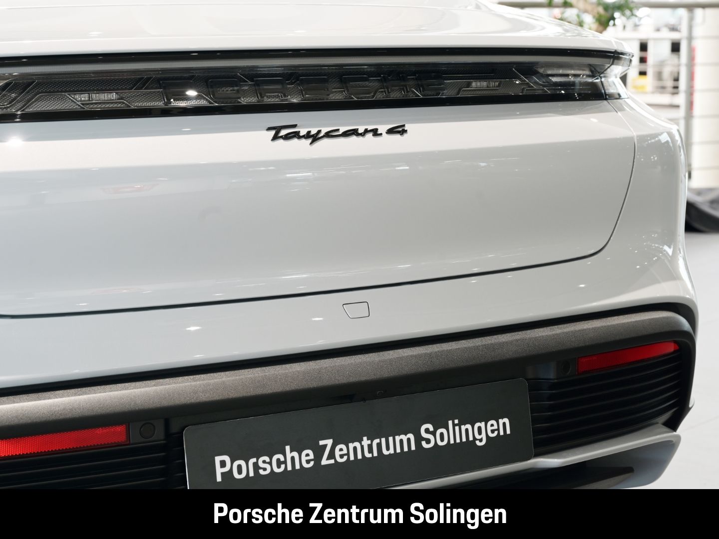 Porsche Taycan 4 Black Edition PANO SportDesign 21'' Bei foto 8