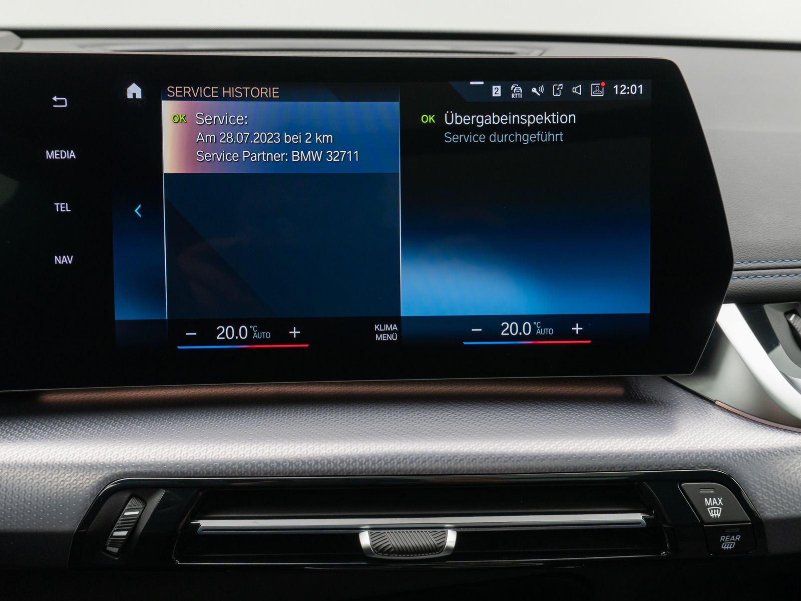 Fahrzeugabbildung BMW iX1 xD30 M Sport Panoram 360°HUD DAB AHK Komfort