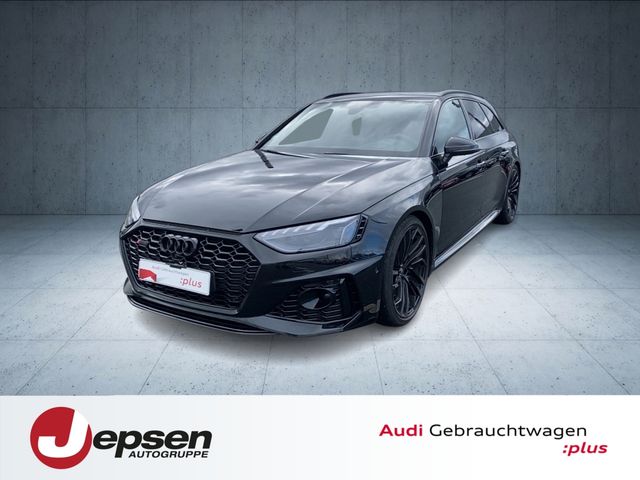 Audi RS 4 Avant RS 4 Avant 331(450) tiptronic Pano