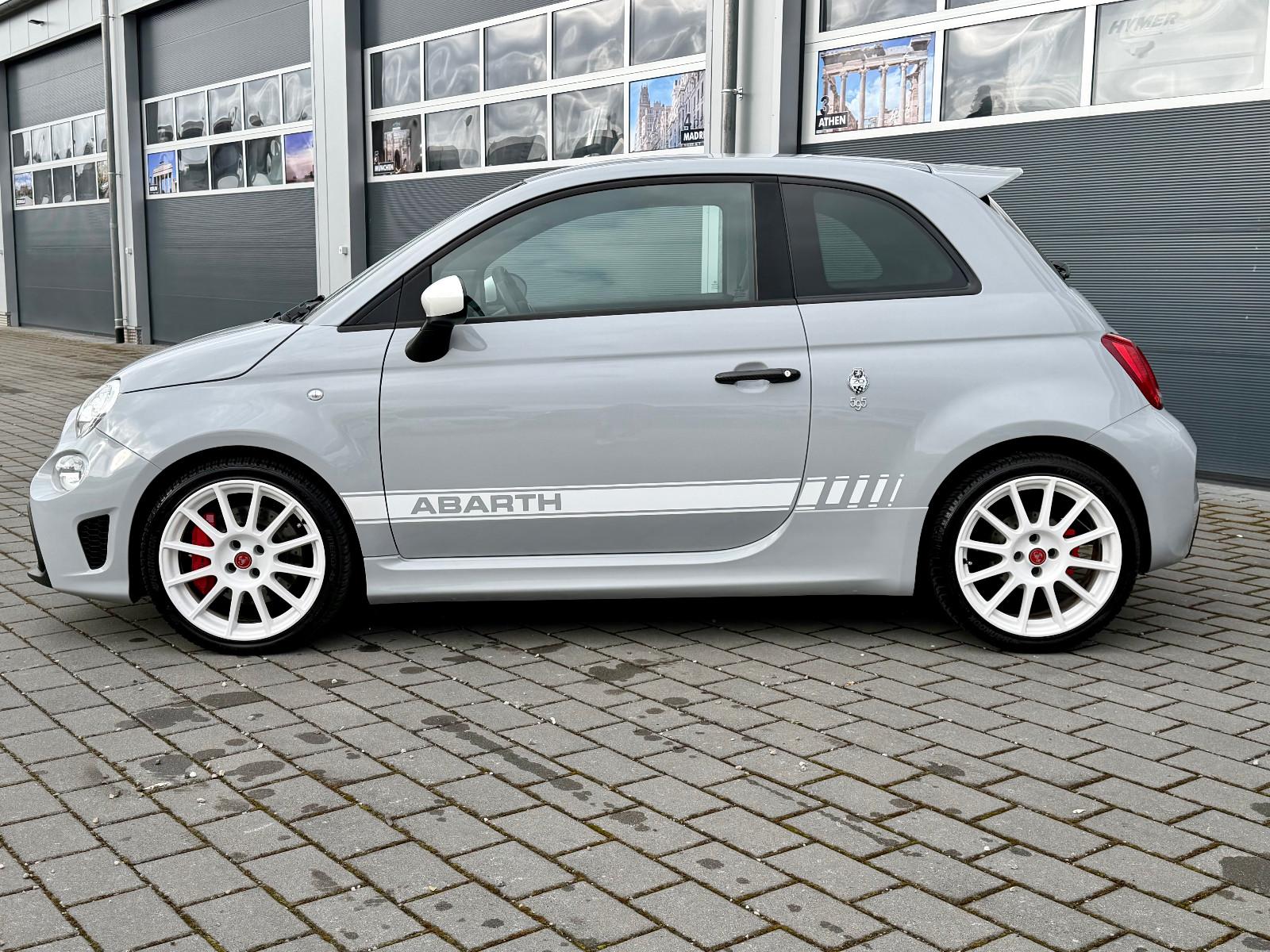 Abarth 595 esseesse BREMBO *Akrapovic*CARBON*Beats