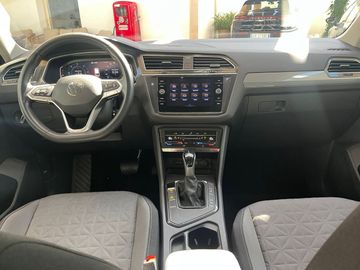 Volkswagen Tiguan - 6