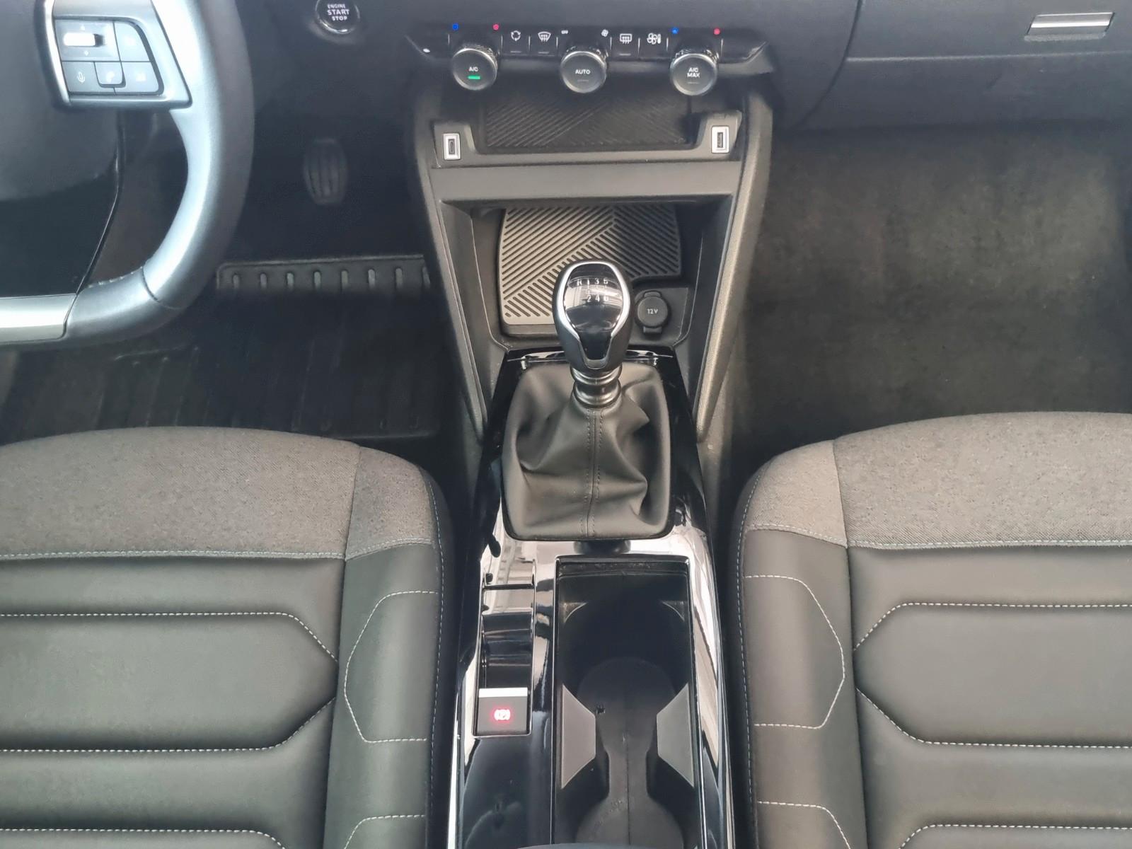 Citroën C4 Lim. Plus*LEDER*NAVI*KAMERA*PDC*TEMPOMAT*LED*