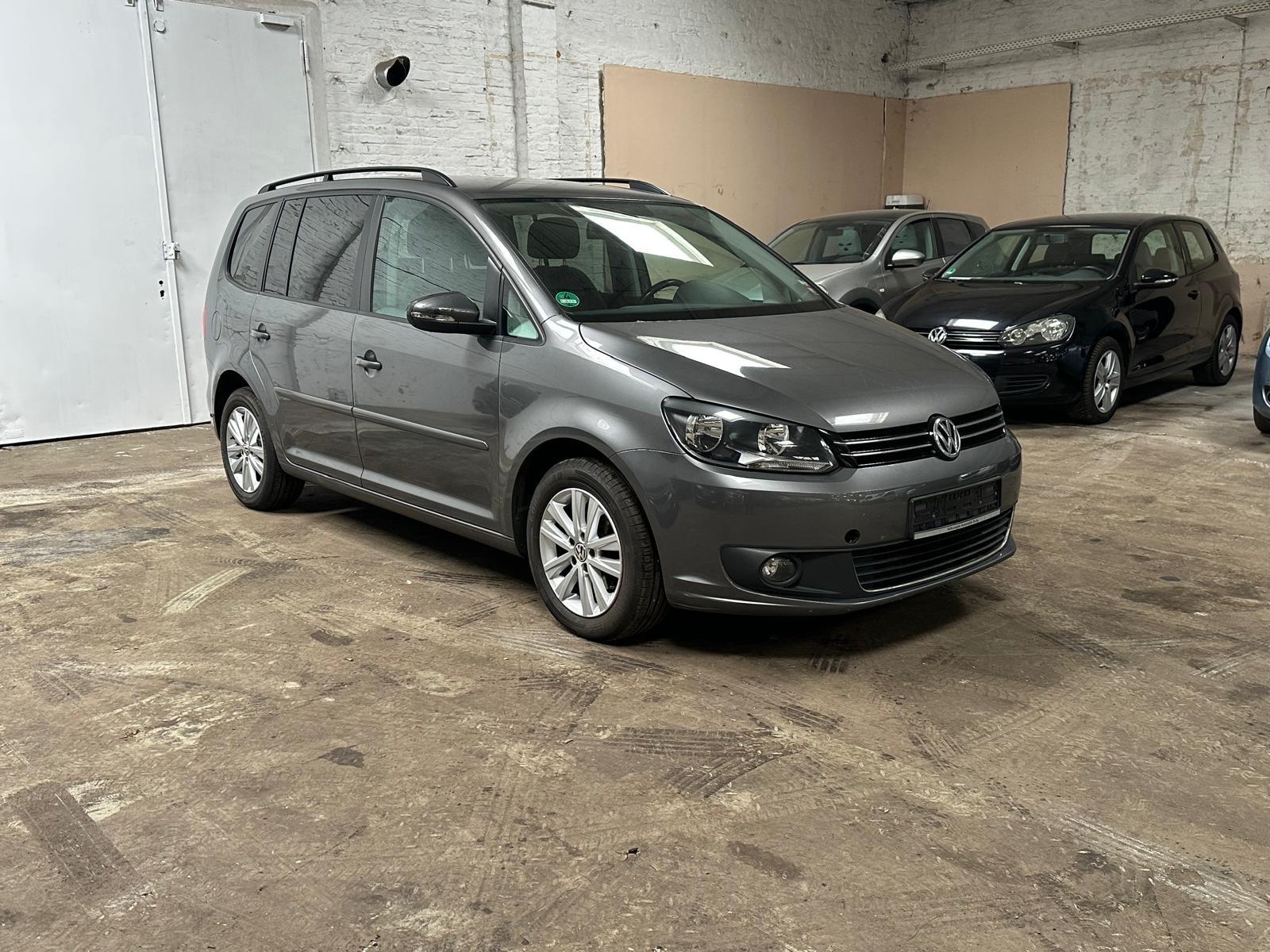 Volkswagen Touran 1.6 TDI TÜV Inspektion NEU 7 SITZER