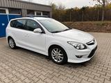 Hyundai i30 CW 1.6 CRDi 66 kW Classic - Hyundai i30 aus 2011: I30cw
