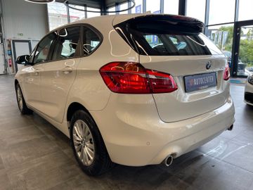 BMW 218d Active Tourer *NAVI*1.HAND*19%*PDC*SHZ*