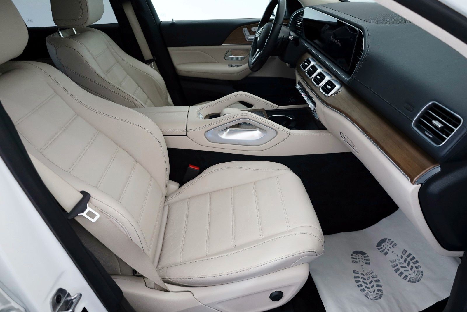 Fahrzeugabbildung Mercedes-Benz GLE 350e Coupe 4M Leder,Navi,LED,Park-Paket 360°
