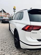 Volkswagen R-Line|Panorama|Dynaudio|Discover Pro| Garantie - Volkswagen Tiguan in Kiel