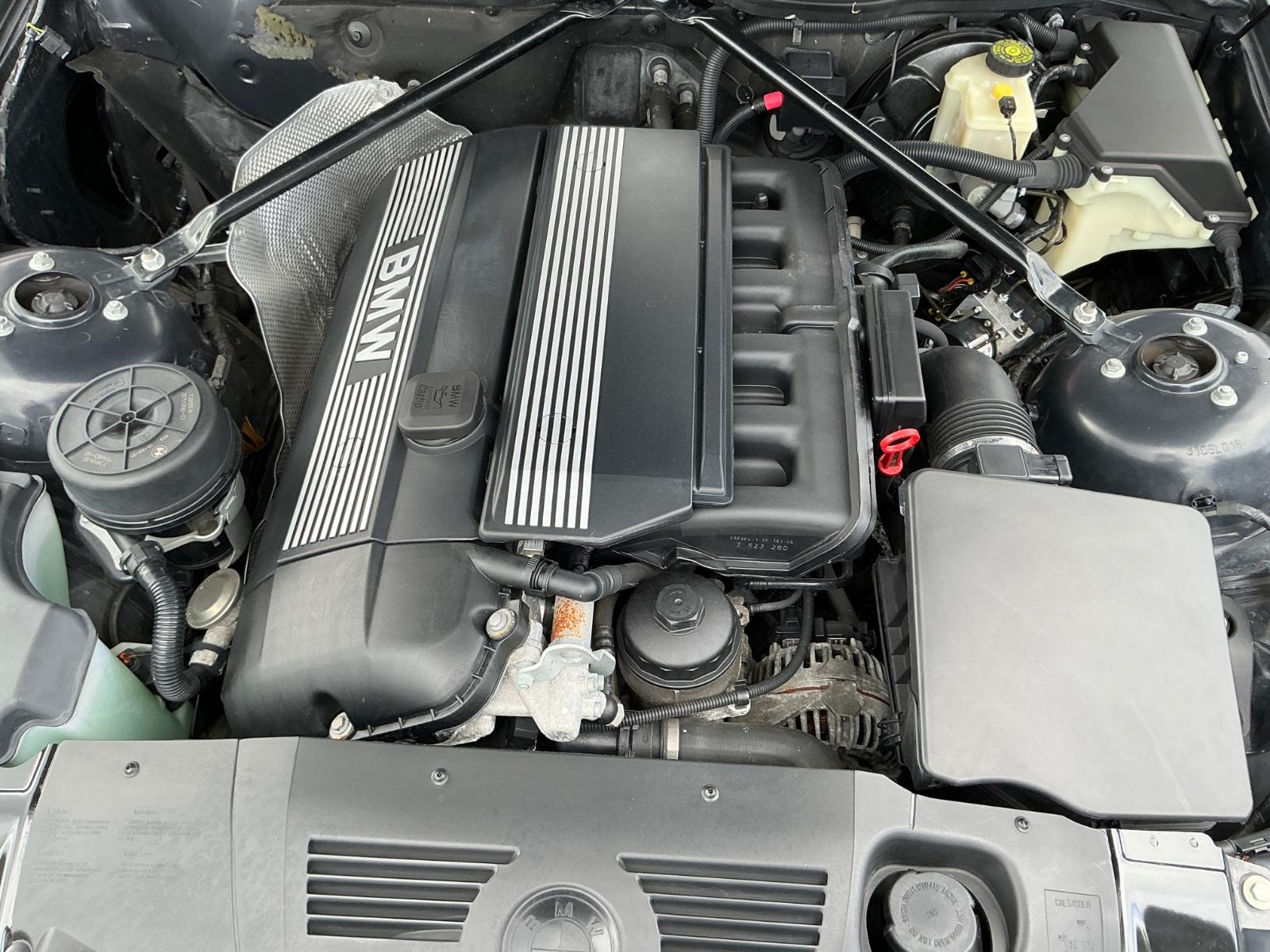 BMW Z4 2.2i 170ch BVA Sièges cuir chauffants