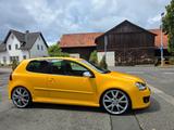 Volkswagen Golf V Lim. Speed. !! Yellow Speed !! - Volkswagen Golf mit Benzin-Antrieb: Coupé