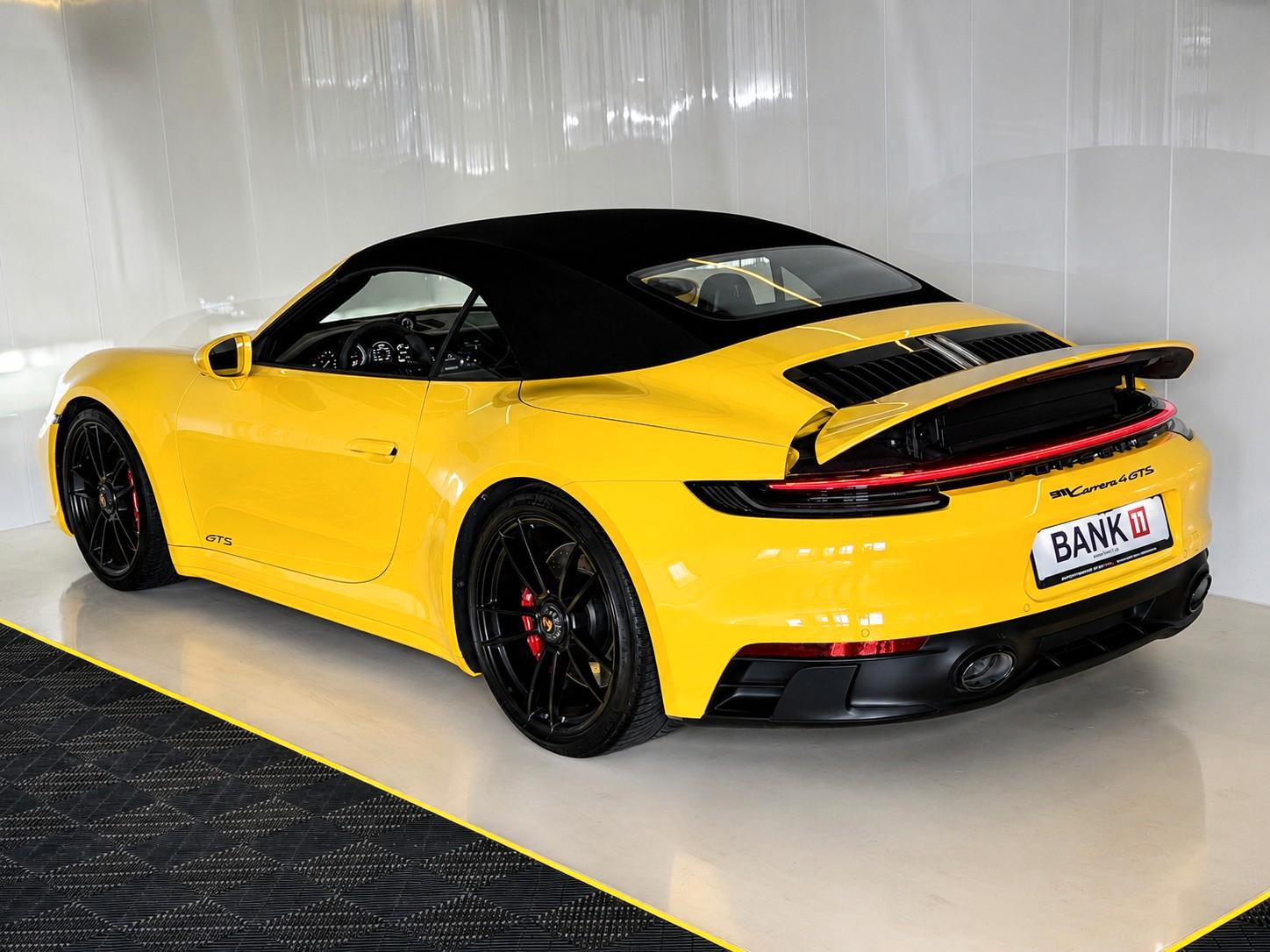 Porsche 992 GTS 4 CABRIO LIFT/BURMESTER/360/CHRONO/SPORT