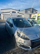 Renault Schöner Renault Scenic ,läuft schön wird a... - Renault Scenic in Leverkusen