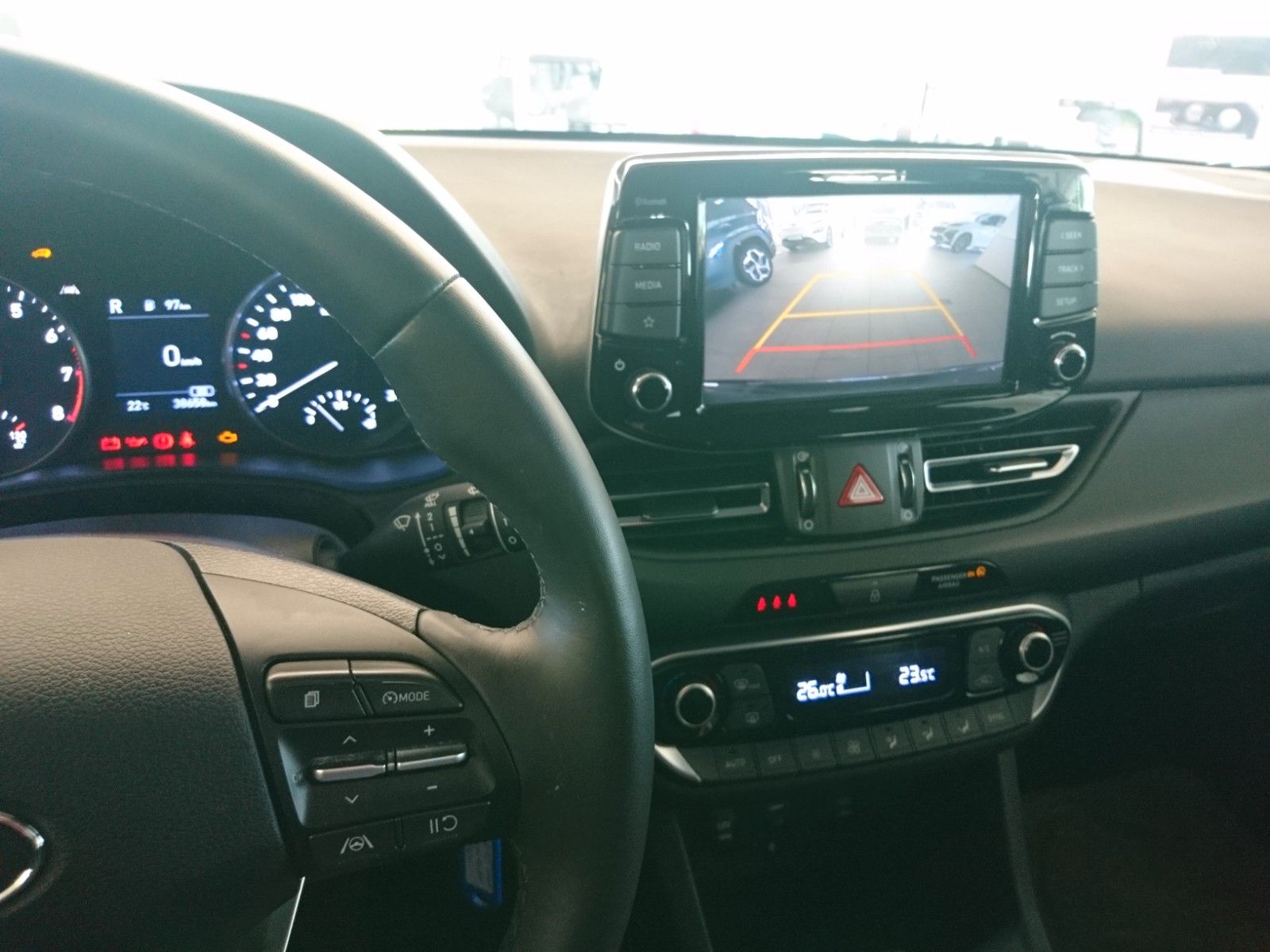 Fahrzeugabbildung Hyundai i30  1.0  T-GDI (48V) Mild -Hybrid Trend Klima