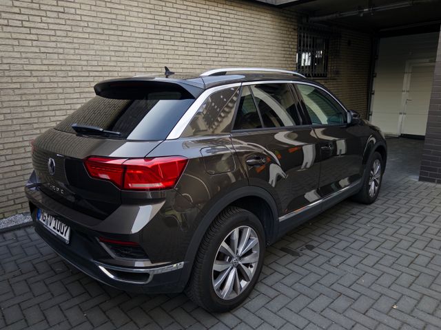 VW T-Roc 1.5 Style 150 PS/DSG/TÜV Neu/Panorama/ACC