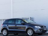 Volkswagen Polo V Lounge 1.2 TSI*1.HAND*KLIMA*SHZ*PDC* - Volkswagen Polo: Lounge