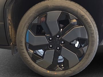 Fotografie 15 des Suzuki e Vitara 61 kWh Comfort+