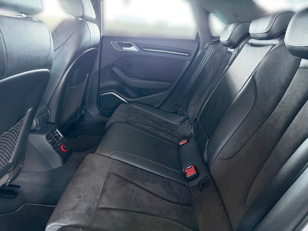 AUDI S3 Lim. KW-Fahrwerk/19 Zoll/ Klappenauspuff AUDI S3 Lim. KW-Fahrwerk/19 Zoll/ Klappenauspuff