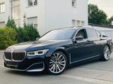 BMW 740d xDrive/INDIVIDUAL/GARANTIE/MASSAGE/360°VOLL - BMW 740 in Osnabrück