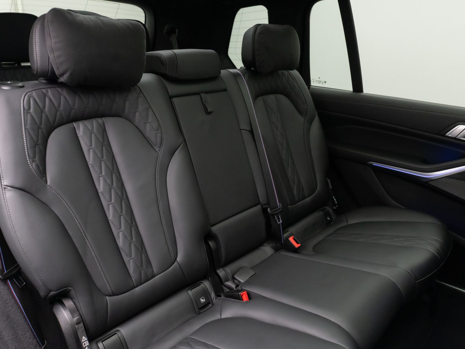 Fahrzeugabbildung BMW X7 M60i xD Panorama 360° HUD DAB H/K SoftCL22"