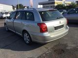 Toyota Avensis Kombi 2.0 D-4D Sol - Toyota Avensis: 4d4