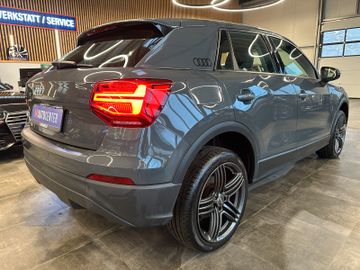 Audi Q2 quattro basis *2. Hand*Klima*SHZ*LED*AHK*MMI*