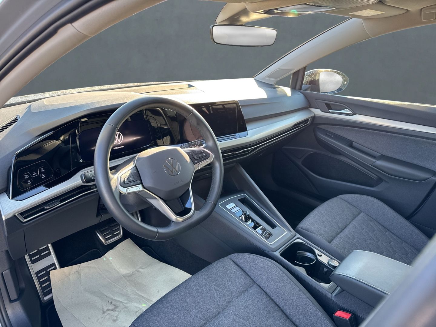 Golf VIII 2.0 TDI Move Navi digitales Cockpit LE