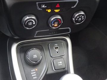 Jeep Compass - 11