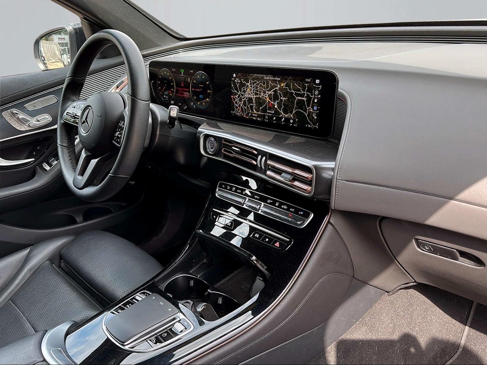 Mercedes-Benz EQC 400 4MATIC 408 PS | Navi | LED