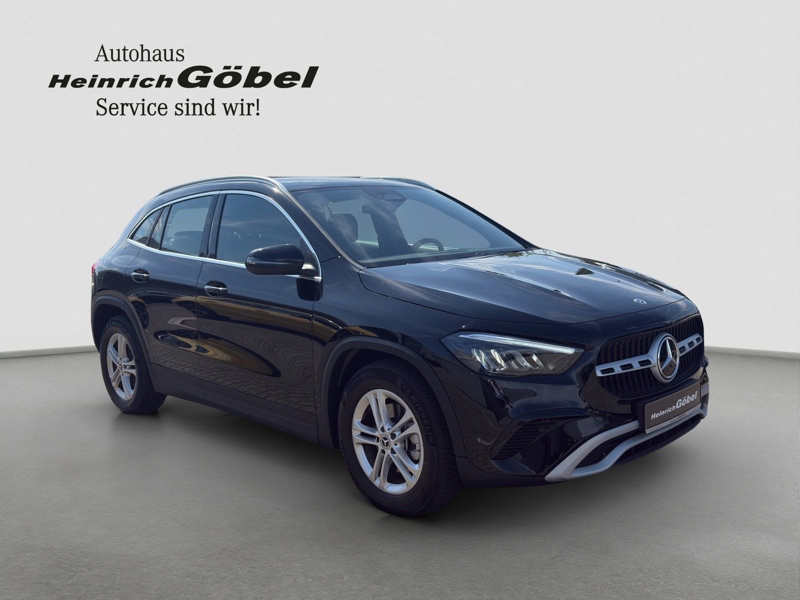 Fahrzeugabbildung Mercedes-Benz GLA 200 *KAMERA*LED*SITZHEIZUNG*SPURHALTEASSIST*