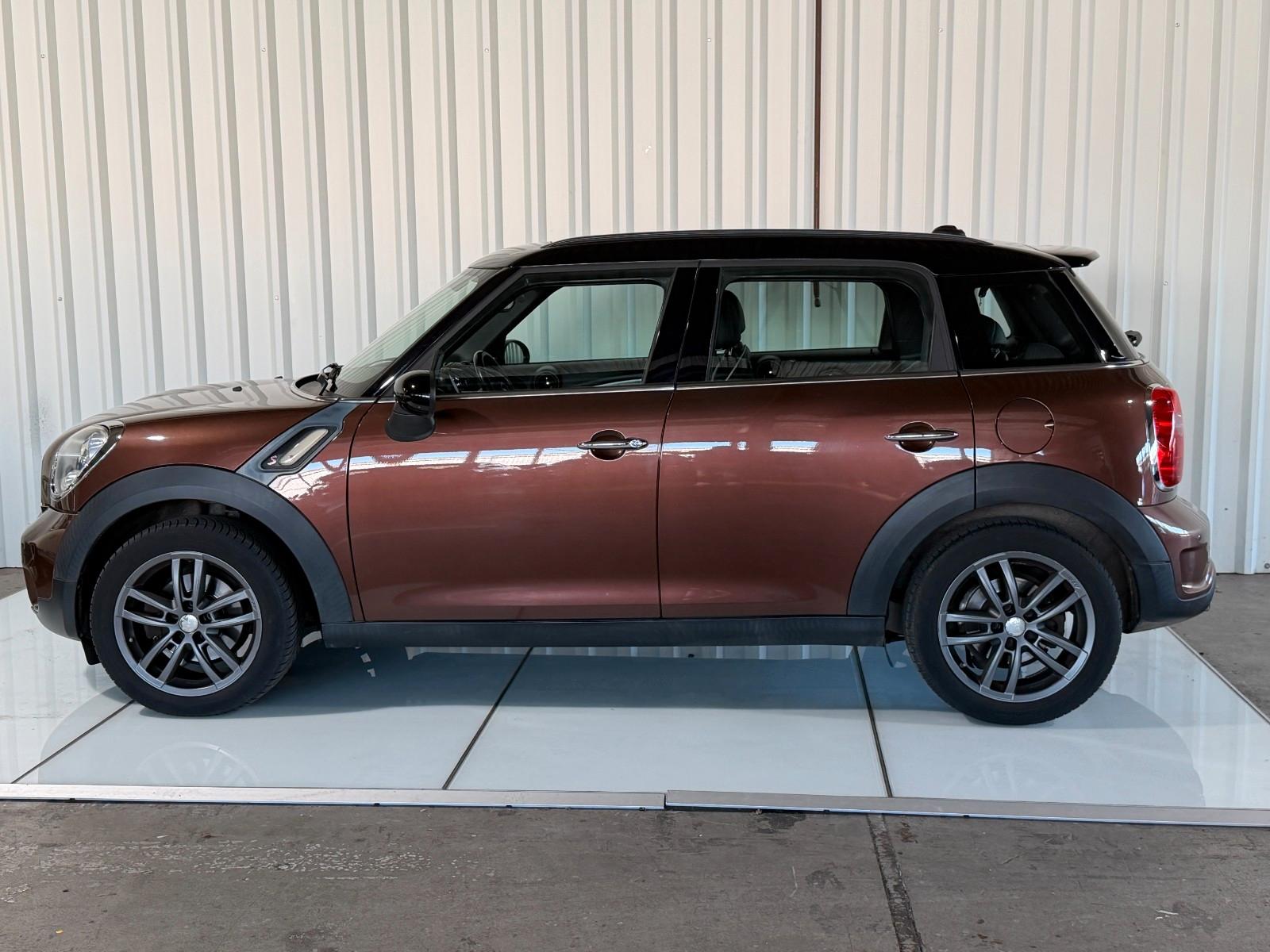 MINI Countryman Cooper SD All4 Bixenon