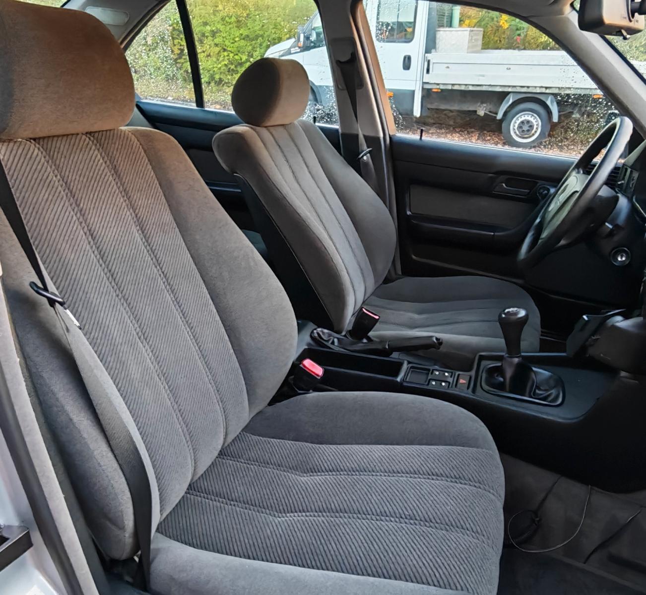 BMW 520I - E34 - 150 CV - BVM