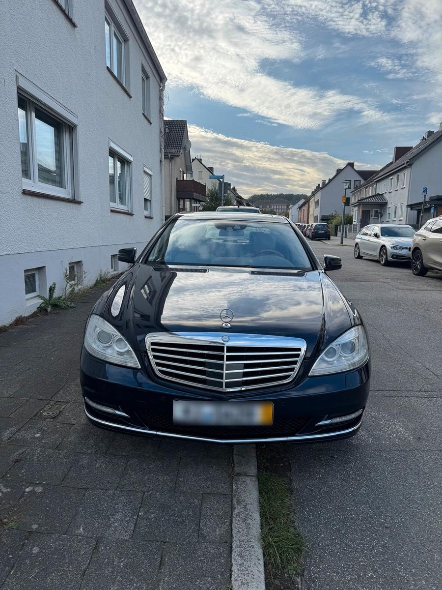 Mercedes-Benz S 500