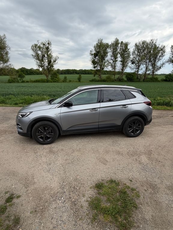 Image of Opel Grandland (X)
