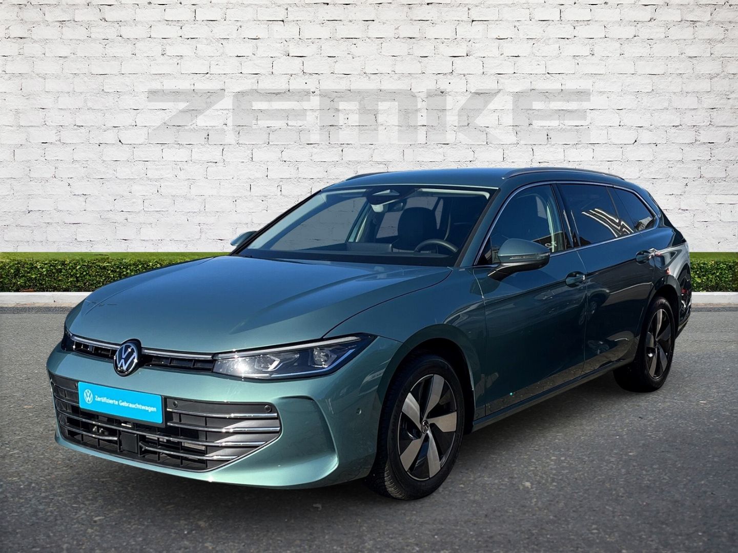 Volkswagen Passat Variant 1.5 eTSI DSG 3,99 % Business Navi foto 2