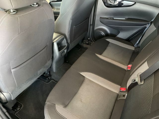 Fahrzeugabbildung Nissan Qashqai 1.3 DIG-T, N-Connecta 4x2 Autom. Navi, S