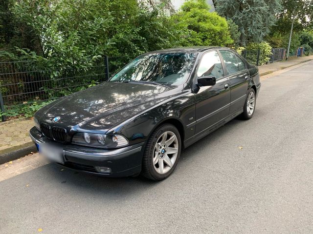 BMW e39 520i Automatik Leder  Shadowline  ...