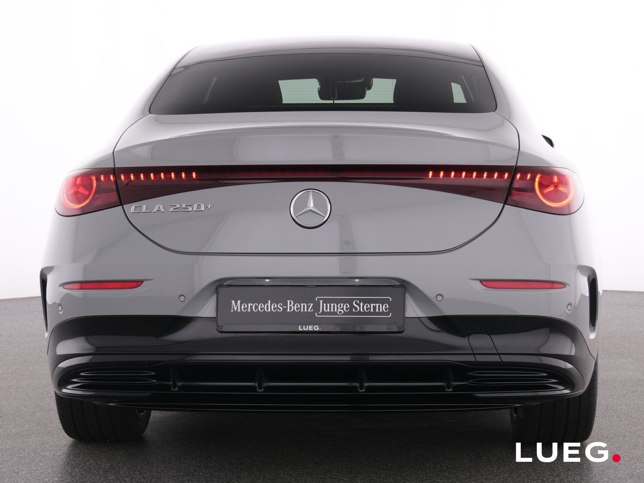 Mercedes-Benz CLA 250 EQ AMG Pano LED Night HUD Leder KeyG RK foto 16