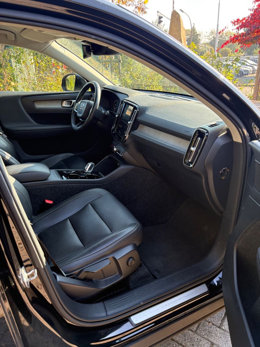 Foto 11 van VOLVO XC 40