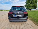 Volkswagen Tiguan 2.0 TSI 220 PS DSG 4MOTION Highline Hi... - VW Tiguan von privat