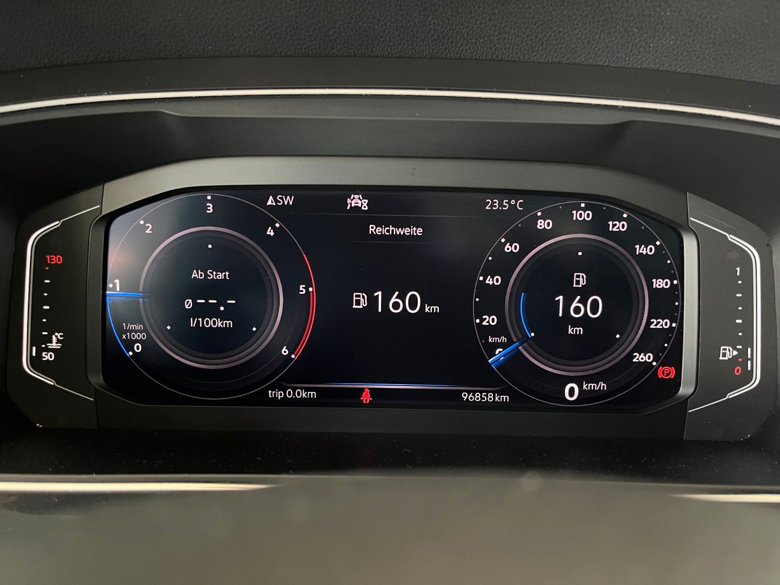 Fahrzeugabbildung Volkswagen Tiguan 2.0 TDi Comfortline NAVI LED WinterPaket