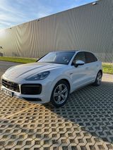 Porsche Cayenne E-Hybrid Kreide Sportpaket approved neu - Porsche: Beige, Leder