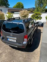 Nissan Pathfinder 2.5 dCi DPF SE 4WD Automatik SE - Nissan Pathfinder: Automatik