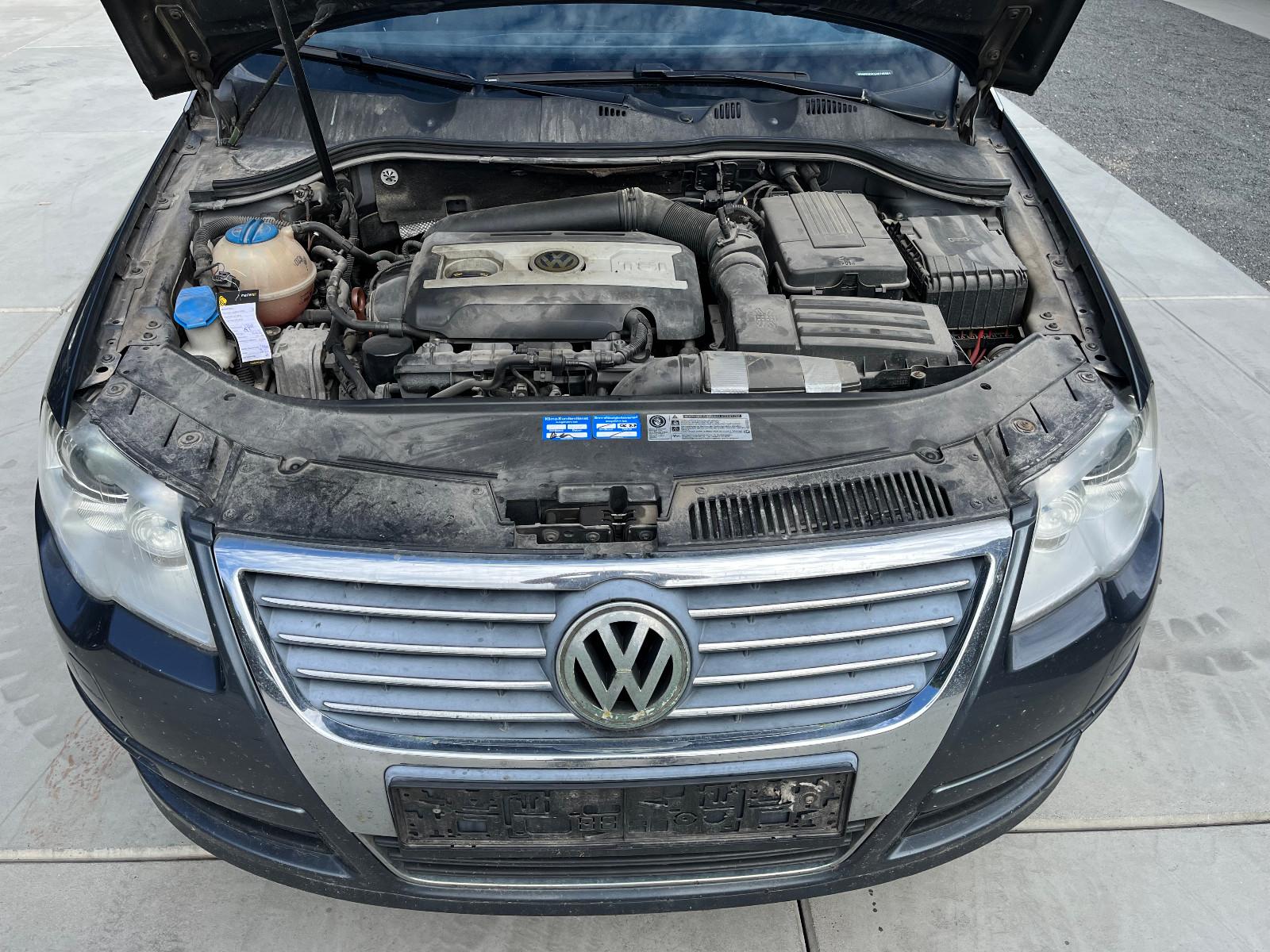 Volkswagen Passat 2010 — photo 35