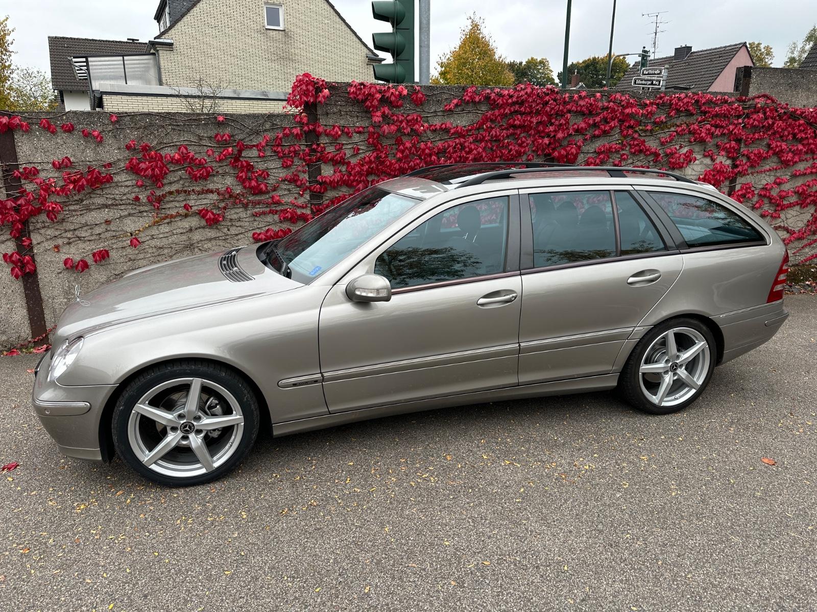 Mercedes-Benz 220 2004 — photo 9