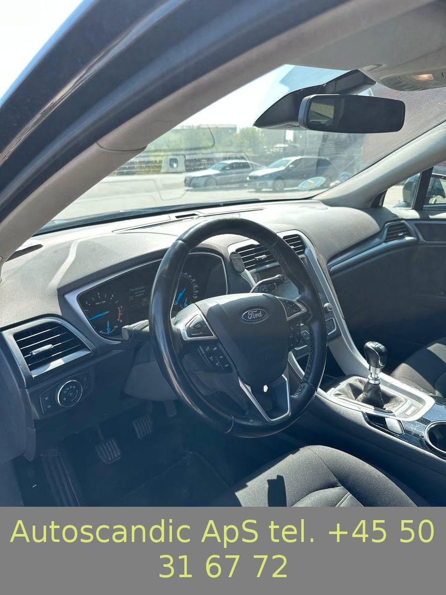 Ford Mondeo 2015 — photo 18