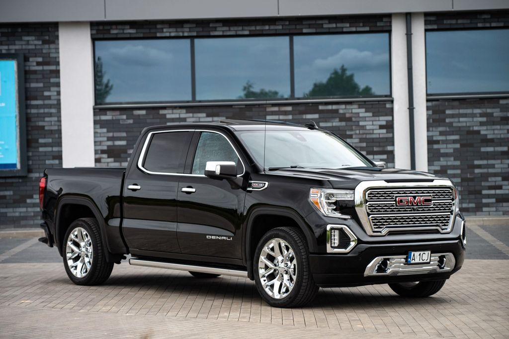GMC Sierra
