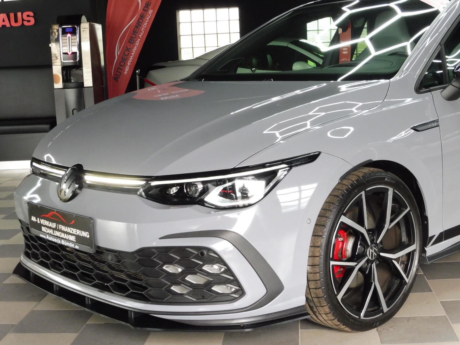 Volkswagen Golf VIII GTD Pano/AID/H&K/Matrix/Keyless