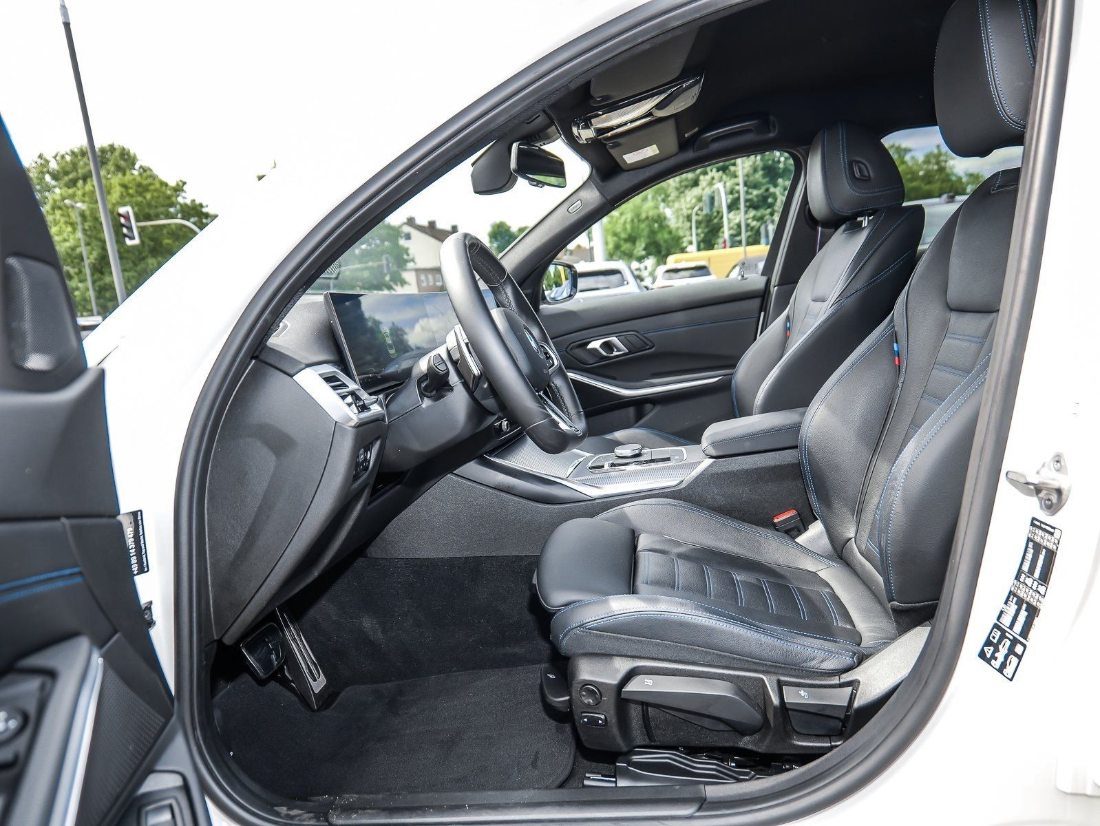 BMW 330 - Bild 5