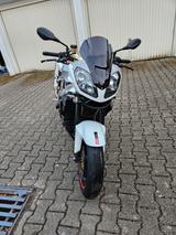 Aprilia RSV Tuono 1000 rr - APRILIA RSV1000R