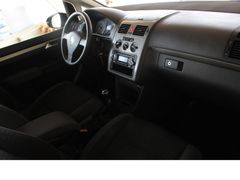Fahrzeugabbildung Volkswagen Touran Trendline,Bastler Fahrzeug