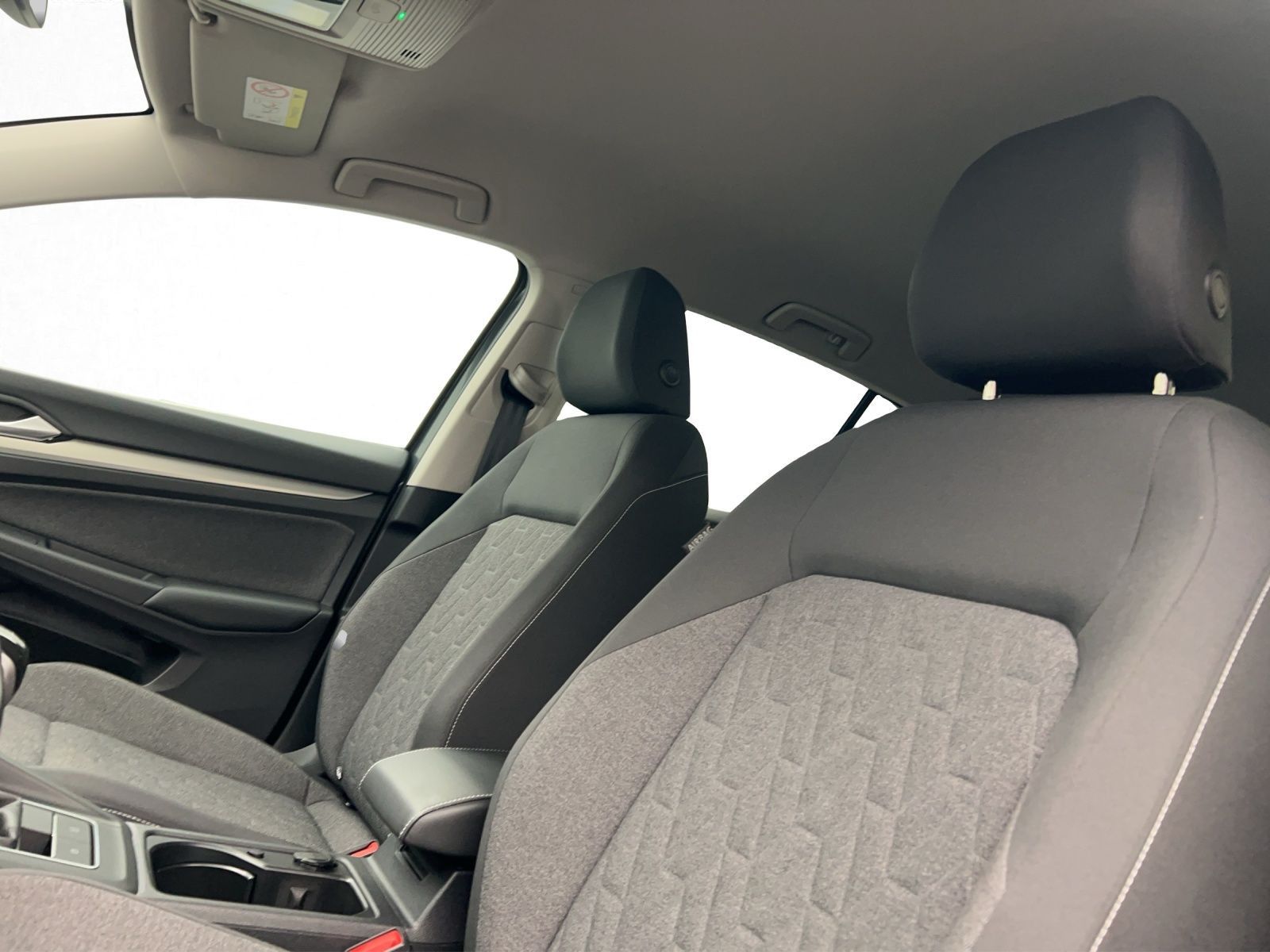Volkswagen Golf - Bild 9